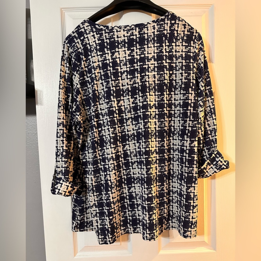 Cocomo Plus Size Pintucked 3/4 Sleeve Blouse Top - Picture 5 of 6